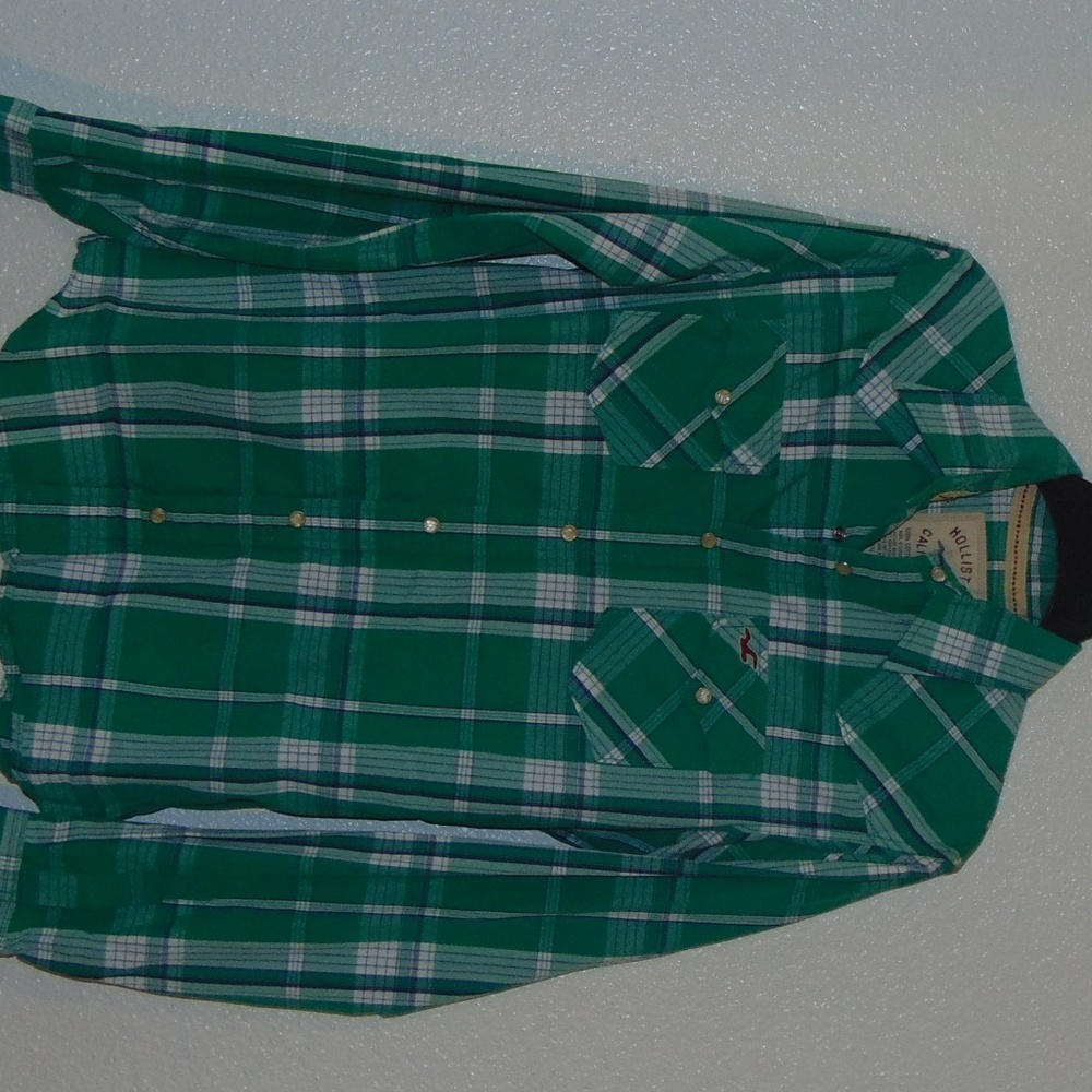 Hollister green squared pattern button up shirt